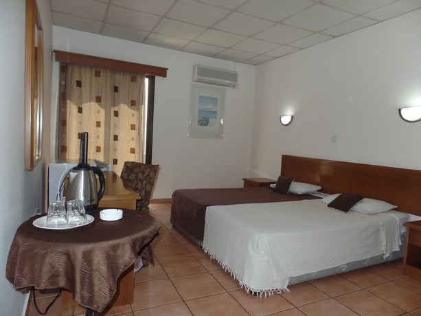 Imagen de la habitación del Hotel Metropole, Limasol. Foto 13