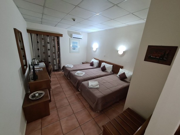 Imagen de la habitación del Hotel Metropole, Limasol. Foto 14