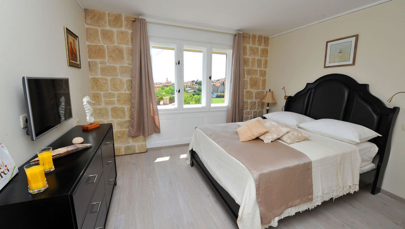 Imagen de la habitación del Hotel Metropole Luxury Rooms. Foto 13