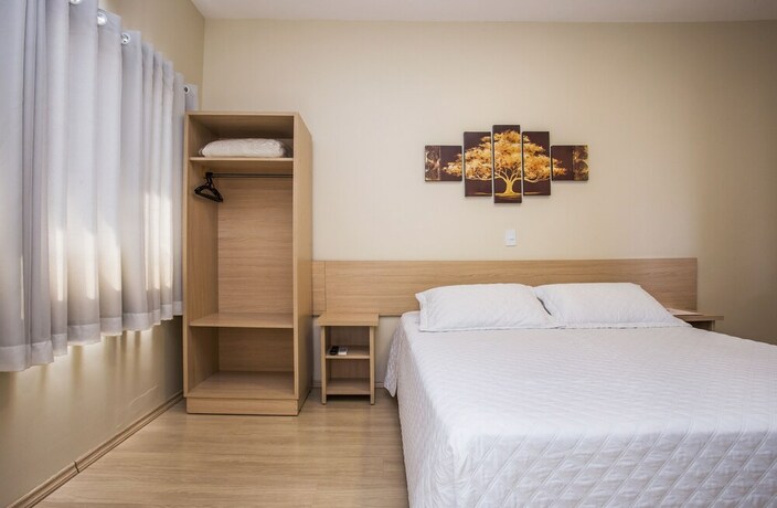 Imagen de la habitación del Hotel Metropole Paulinia. Foto 16