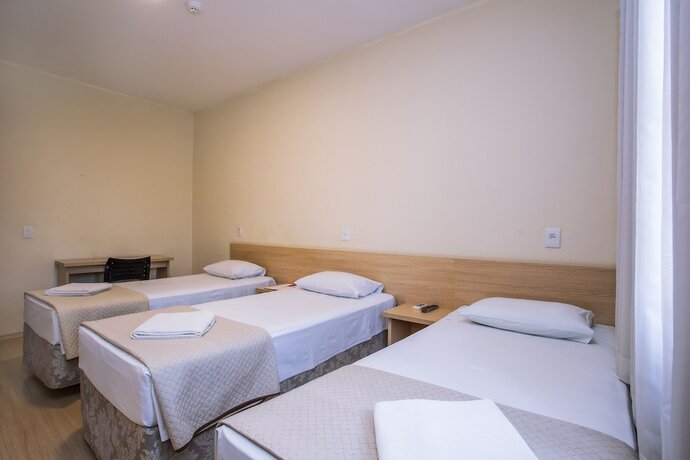 Imagen de la habitación del Hotel Metropole Paulinia. Foto 19