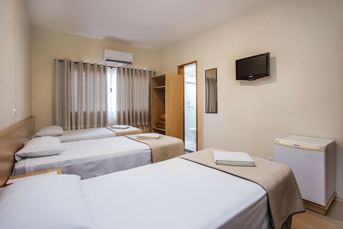 Imagen de la habitación del Hotel Metropole Paulinia. Foto 22