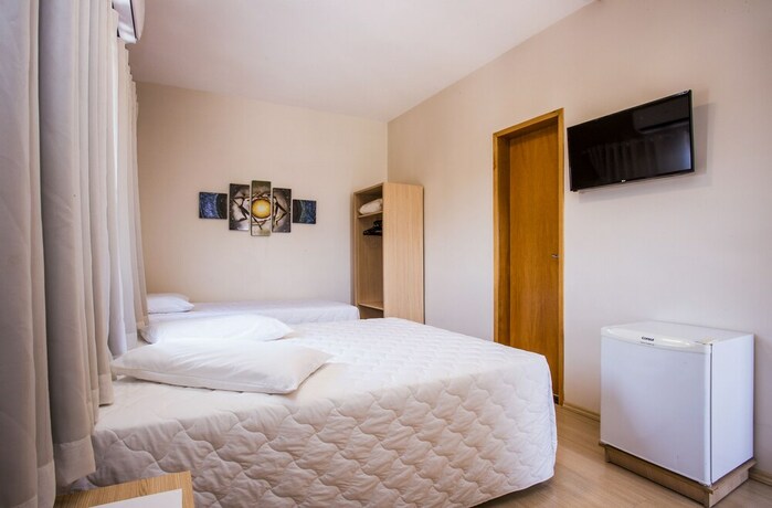 Imagen de la habitación del Hotel Metropole Paulinia. Foto 26