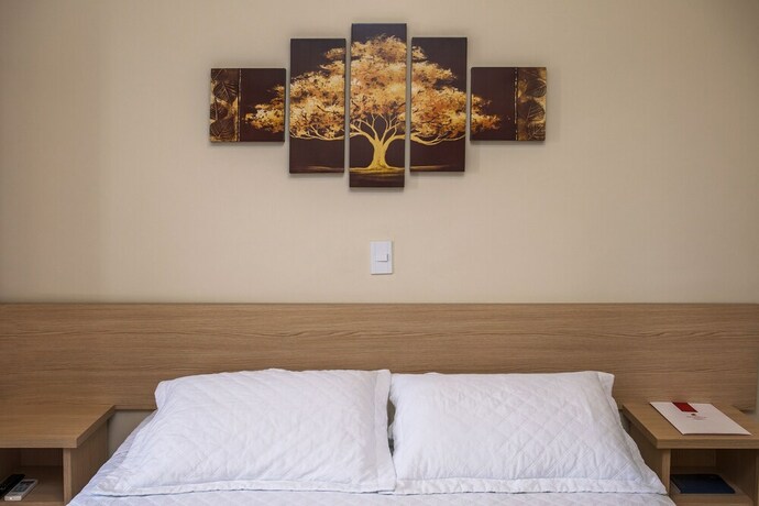 Imagen de la habitación del Hotel Metropole Paulinia. Foto 28