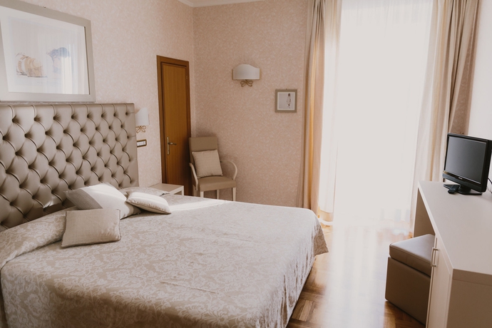 Imagen de la habitación del Hotel Metropole, Santa Margherita Ligure. Foto 4