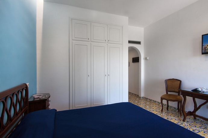 Imagen de la habitación del Hotel Metropole, Sorrento. Foto 5