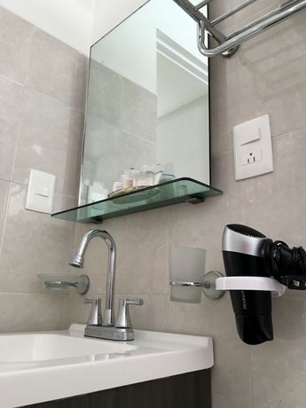 Imagen de la habitación del Hotel Metropoli Suites Ejecutivas. Foto 7