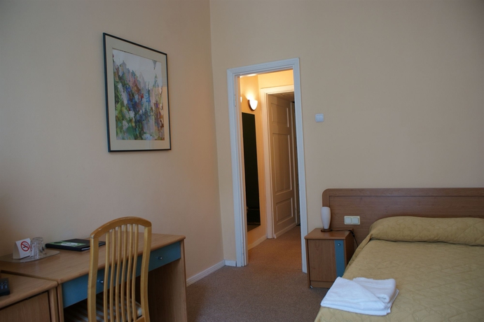 Imagen de la habitación del Hotel Metropolis, Kaunas. Foto 5