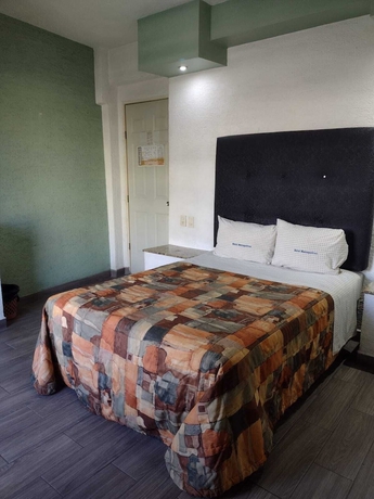 Imagen de la habitación del Hotel Metropolitan, Arcos Vallarta. Foto 3
