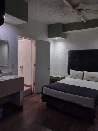 Imagen de la habitación del Hotel Metropolitan, Arcos Vallarta. Foto 5