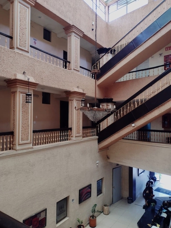 Imagen de los interiores del Hotel Metropolitan, Arcos Vallarta. Foto 11