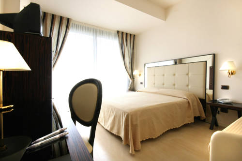 Imagen de la habitación del Hotel Metropolitan, Bellaria-Igea Marina. Foto 7