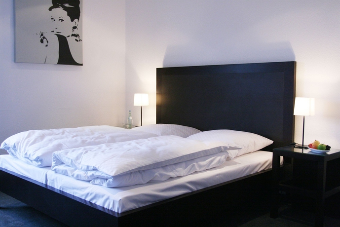 Imagen de la habitación del Hotel Metropolitan Hansa Hotel. Foto 8