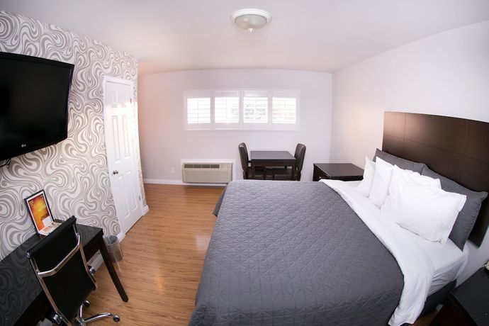 Imagen de la habitación del Hotel Metropolitan Inn and Suites. Foto 3