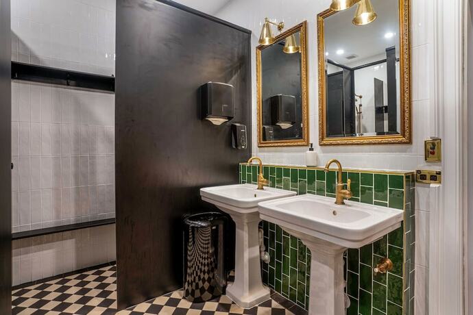 Imagen general del Hotel Metropolitan Orange. Foto 5