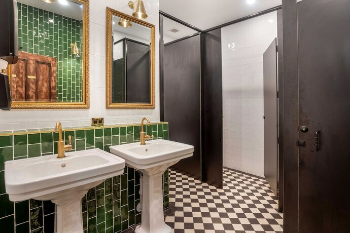 Imagen general del Hotel Metropolitan Orange. Foto 13