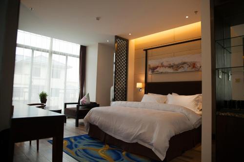 Imagen de la habitación del Hotel Metropolo, Liyang, Tianmu Lake. Foto 8