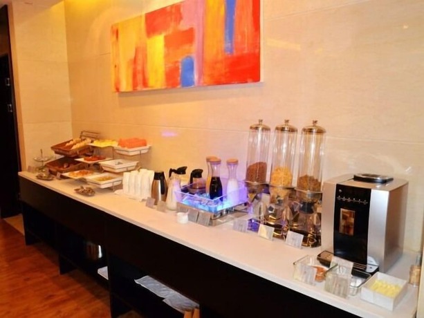 Imagen del bar/restaurante del Hotel Metropolo Wuhan Wanda Mansion. Foto 10