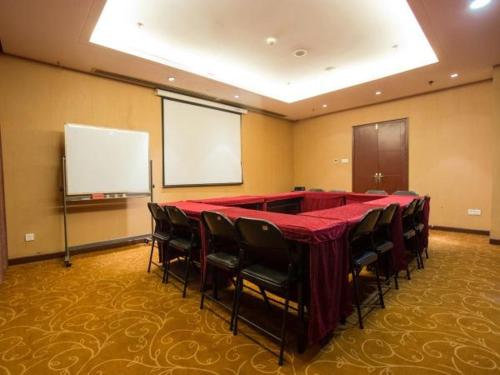 Imagen general del Hotel Metropolo, Wuhan, Wanda Plaza-wuhan Sports Center. Foto 3