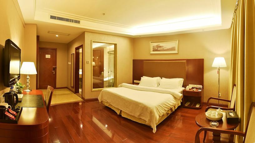 Imagen de la habitación del Hotel Metropolo Wuyishan Resort. Foto 2