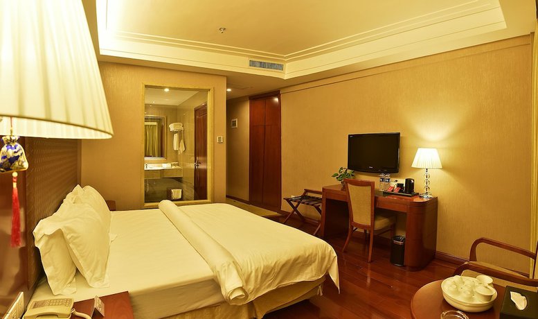 Imagen de los interiores del Hotel Metropolo Wuyishan Resort. Foto 20