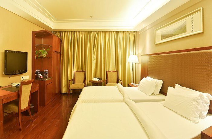 Imagen de la habitación del Hotel Metropolo Wuyishan Resort. Foto 11