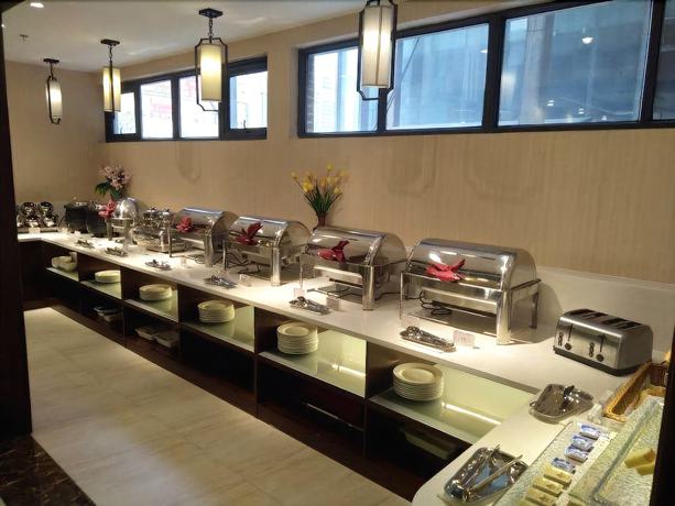 Imagen del bar/restaurante del Hotel Metropolo Xuzhou Pengcheng Square Golden Shield. Foto 4