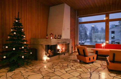 Imagen de los interiores del Hotel Mets&auml;hirvas. Foto 8