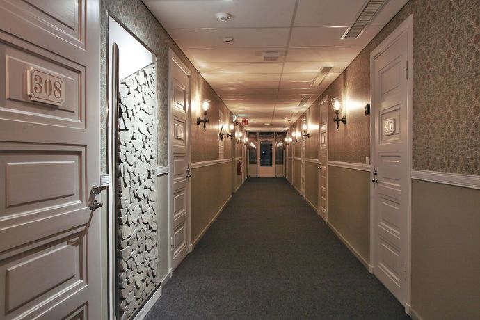 Imagen de los interiores del Hotel Metsähirvas. Foto 16