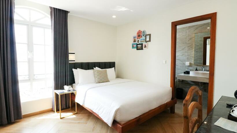 Imagen de la habitación del Hotel Mettavary. Foto 12