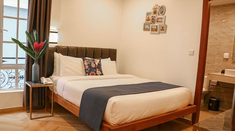 Imagen de la habitación del Hotel Mettavary. Foto 16