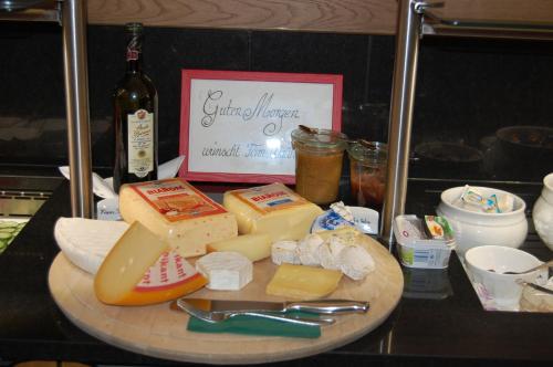 Imagen del bar/restaurante del Hotel Metzgerei Gasthof Romantikhotel Der Millipp. Foto 5