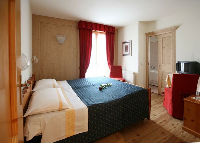 Imagen de la habitación del Hotel Meuble Cima Bianca Garni. Foto 17