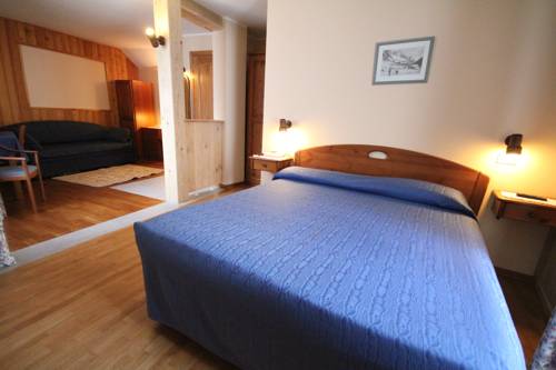 Imagen de la habitación del Hotel Meubl&eacute; Laurent. Foto 4