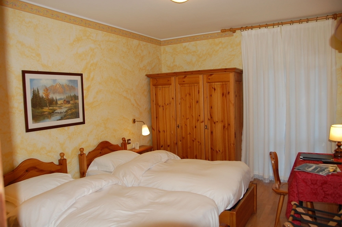 Imagen de la habitación del Hotel Meublé Villa Neve. Foto 7