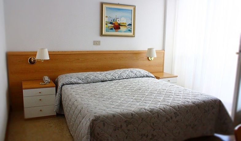 Imagen de la habitación del Hotel Meubl&eacute; Zenith. Foto 9