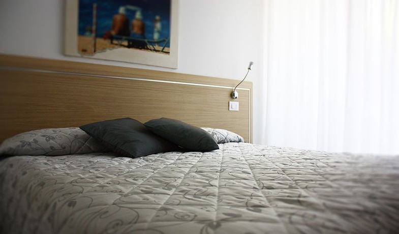 Imagen de la habitación del Hotel Meubl&eacute; Zenith. Foto 13
