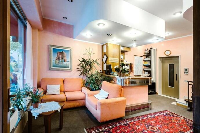 Imagen general del Hotel Meubl&egrave; Moderno. Foto 13