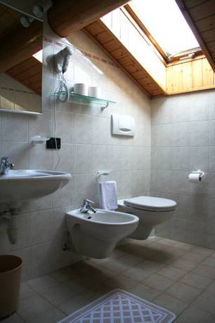 Imagen de la habitación del Hotel Meubl&egrave; Rosalpina. Foto 4