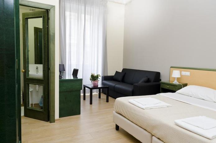 Imagen de la habitación del Hotel Meubl&egrave; Suisse. Foto 12