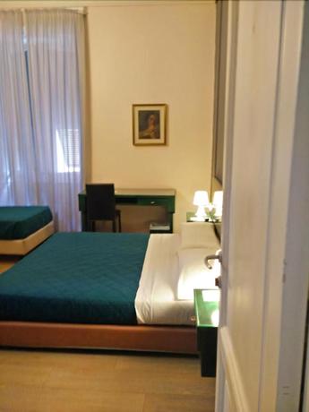 Imagen de la habitación del Hotel Meubl&egrave; Suisse. Foto 14