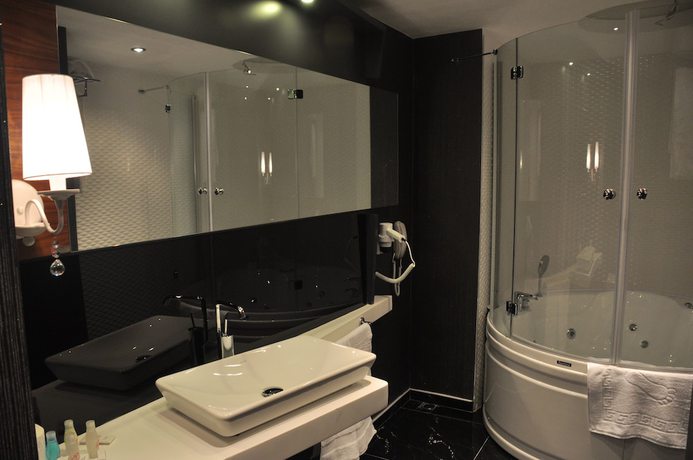 Imagen de la habitación del Hotel Meva. Foto 14