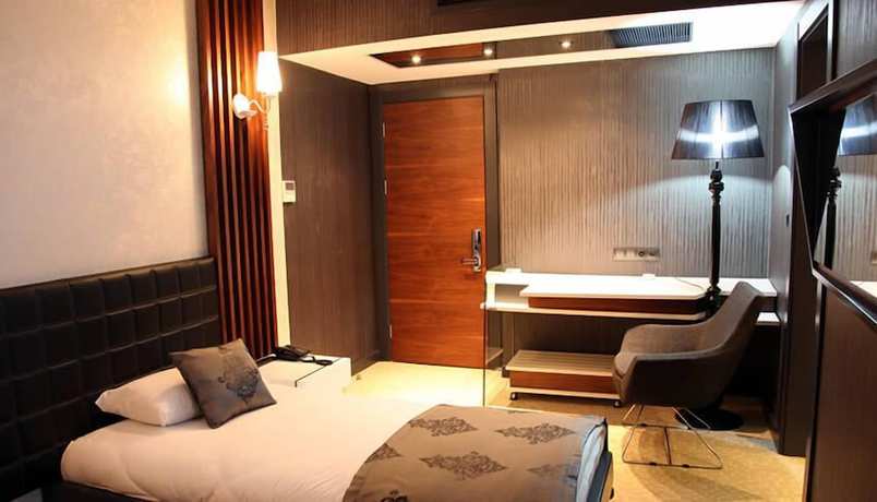 Imagen de la habitación del Hotel Meva. Foto 15