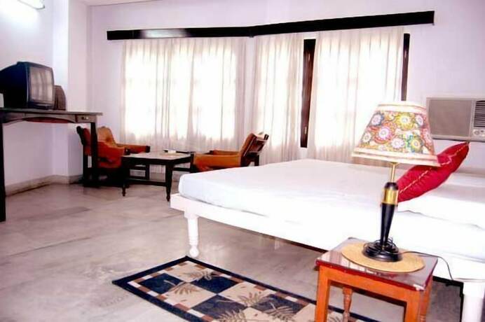 Imagen general del Hotel Mewar Inn. Foto 17