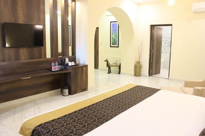 Imagen de la habitación del Hotel Mewargarh - Red Tullip Hotels. Foto 9