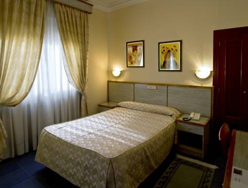 Imagen de la habitación del Hotel Mexico, Barrio de las Letras. Foto 8