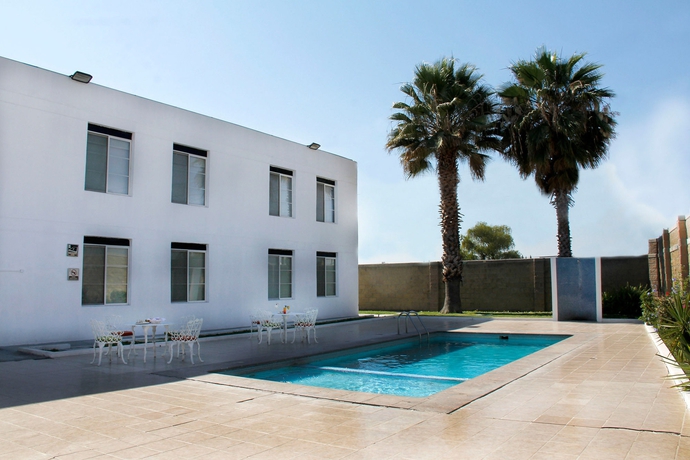 Imagen de la piscina del Hotel Mexico Inn Express Salamanca. Foto 14