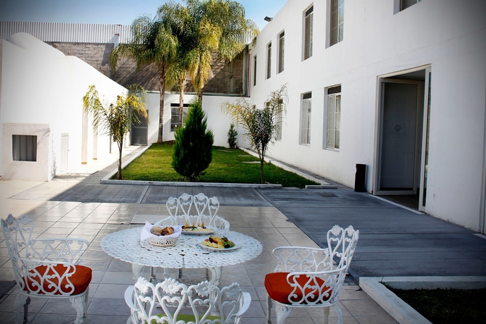 Imagen del bar/restaurante del Hotel Mexico Inn Express Salamanca. Foto 2