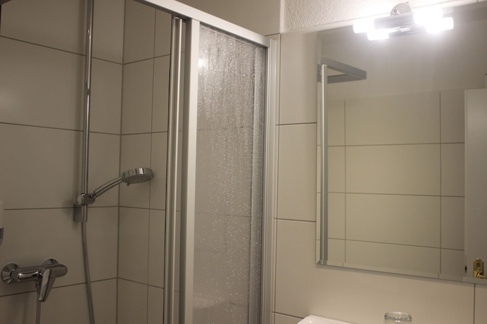 Imagen de la habitación del Hotel Meyerhof Heiligenrode. Foto 4