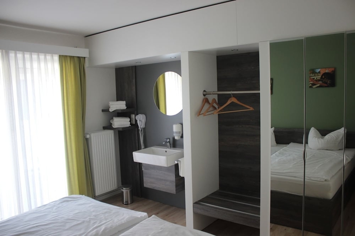 Imagen de la habitación del Hotel Meyerhof Heiligenrode. Foto 9